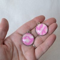 Neck Candy Pink and white pendant- faux stones