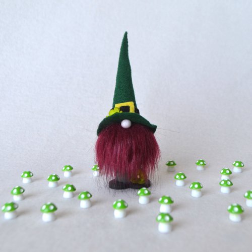 Good Luck Irish Gnome Peg Dolls